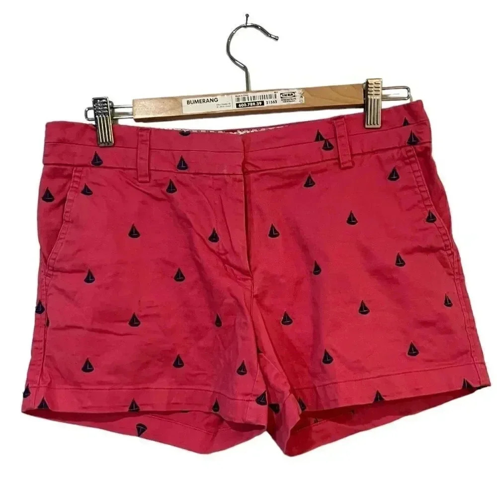 British Khaki size 6 shorts embroidered boats GUC